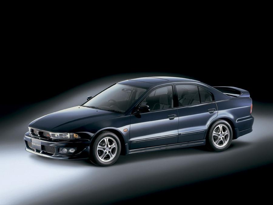  Mitsubishi Galant VR-4 1998 года  (фото 2 из 4)